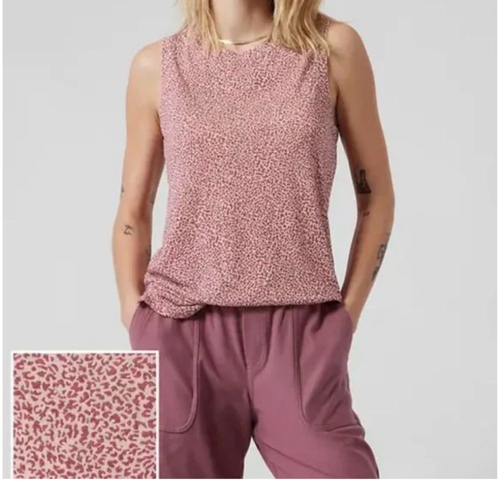 Athleta size small workout tank top pink cheetah